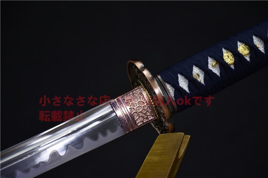 刀を押す 武具　刀装具　日本刀　模造刀   居合刀