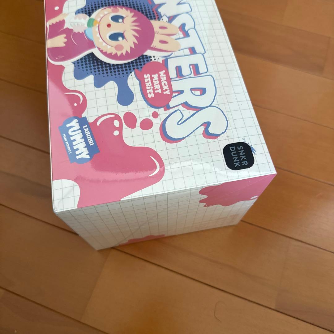 【未開封シュリンク付】ラブブ ぷにぷにチャーム アソートボックス スクイーズ