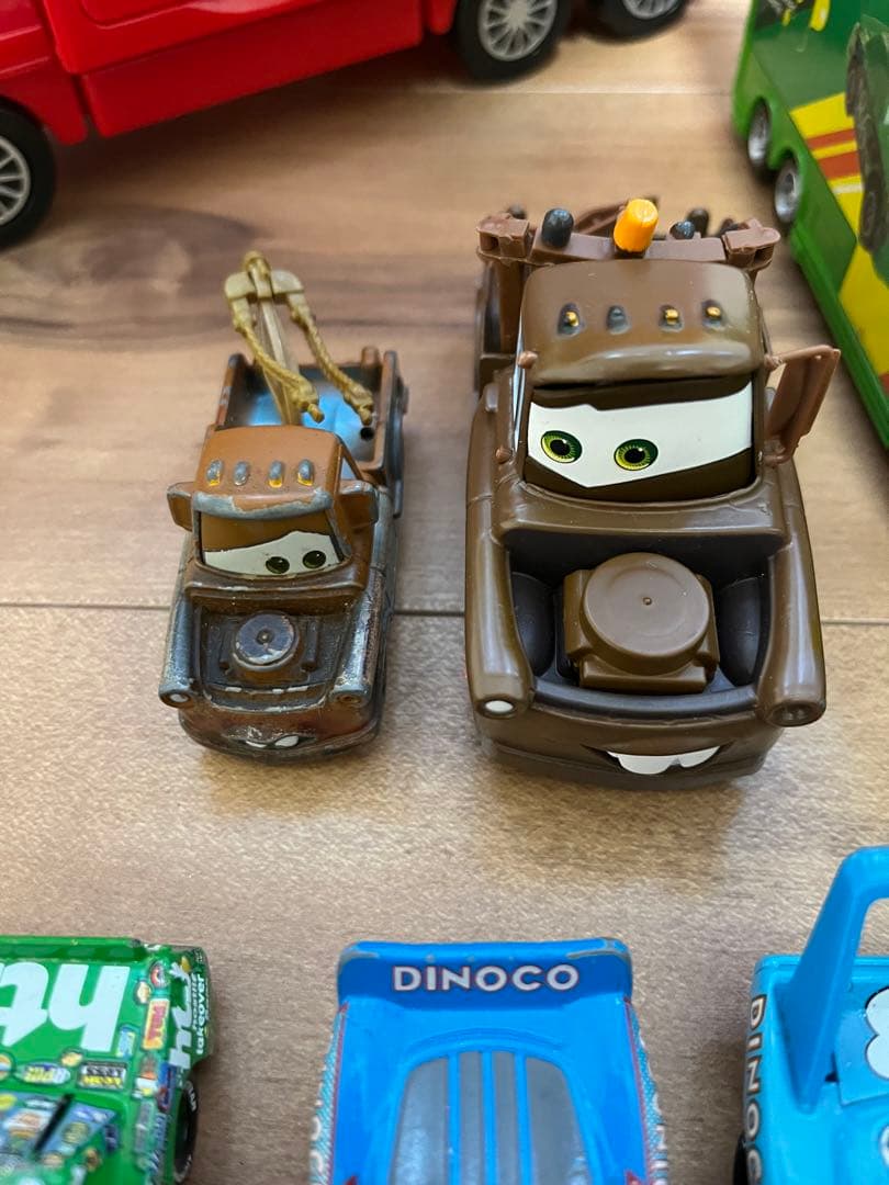 まとめ売り　カーズ　おもちゃ　コンボイ　トレーラー　マック　トミカ　タカラトミー