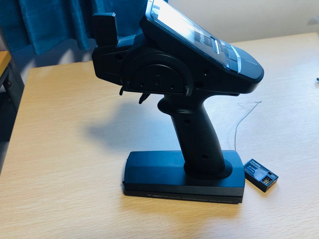 フタバ　Futaba 3PV ラジコン送信機セット 2.4GHz