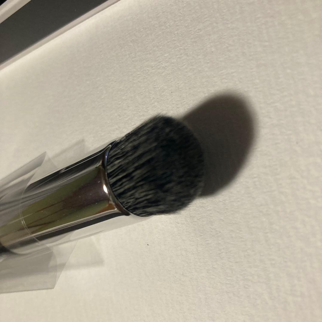 ブリリアージュ/カモフラージュコンシーラーチーク04+ワイドフィンガーブラシ