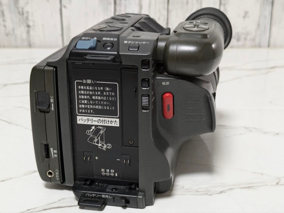 【希少】Panasonic　NV-AL30　VHS-C対応　液晶モニター付き