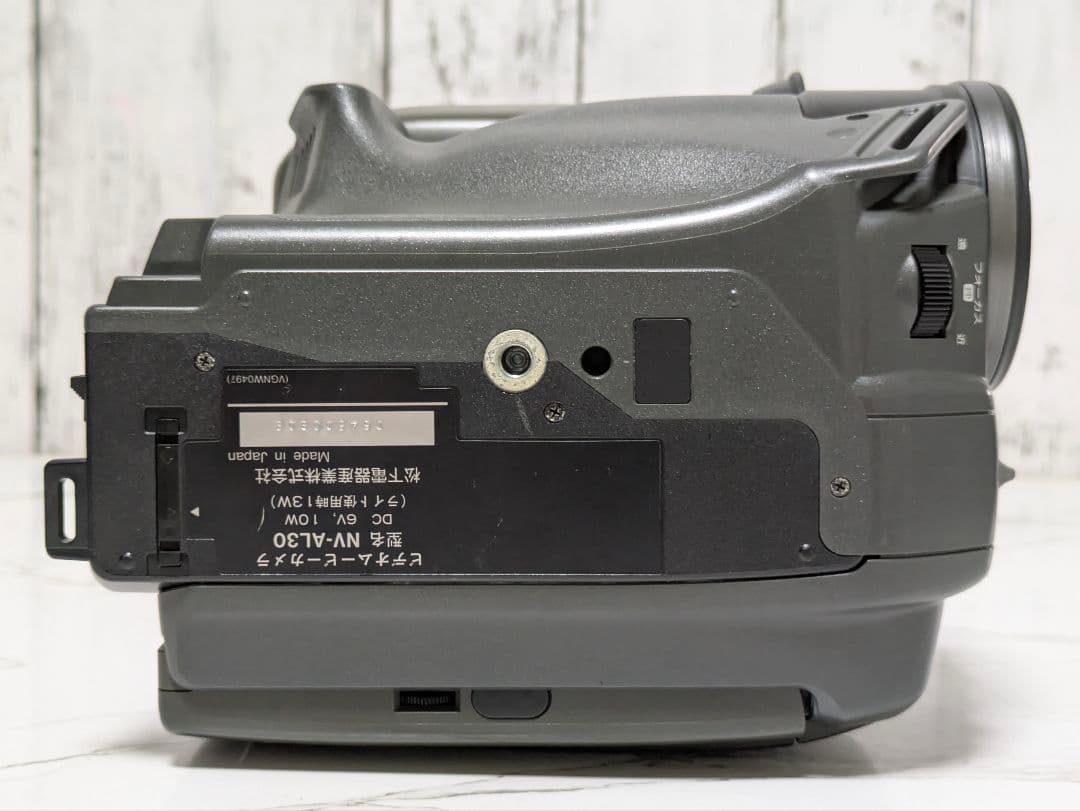 【希少】Panasonic　NV-AL30　VHS-C対応　液晶モニター付き