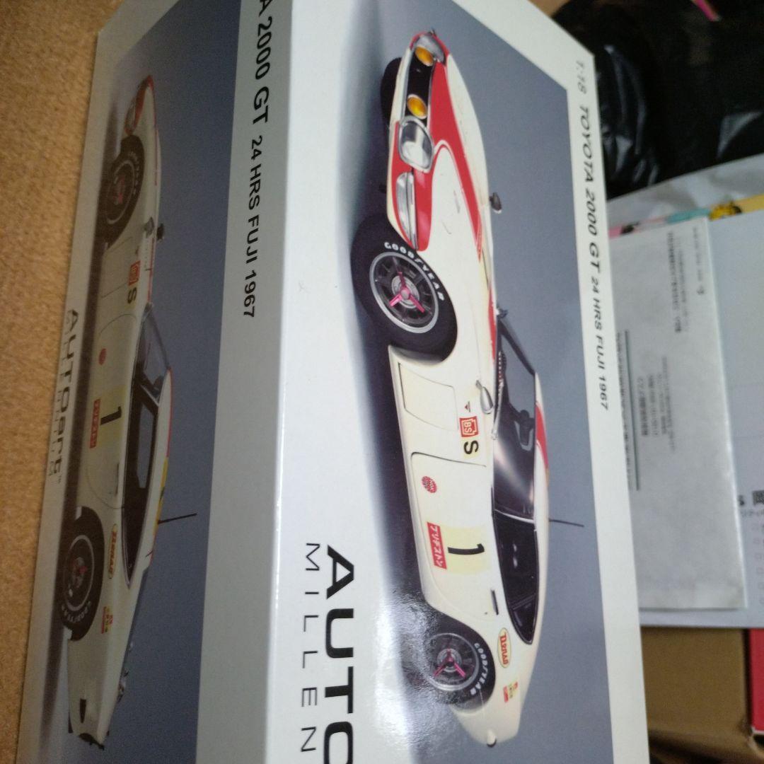 絶版未展示品オートアート1/18 トヨ2000GT 24HRS FUJI1967