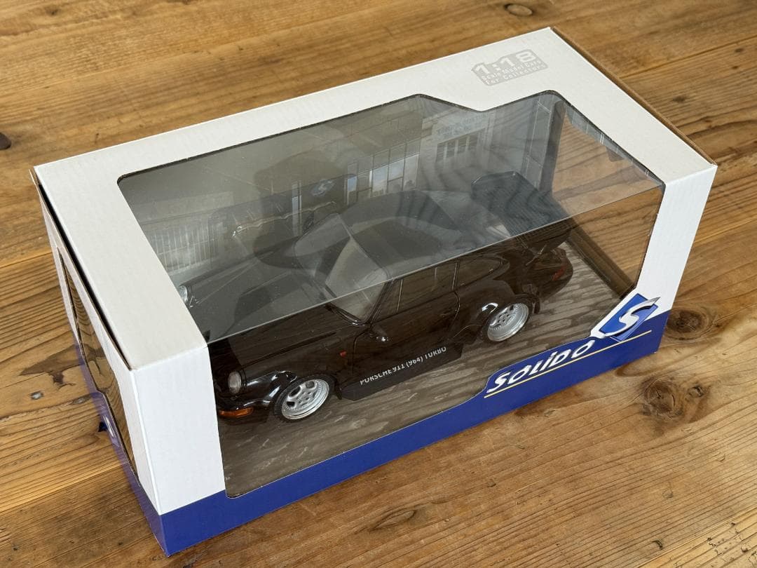 ミニカー Solid PORSCHE 911 TURBO 3.6 1993 1/18