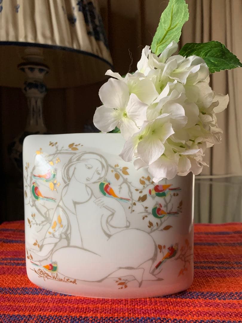 ビヨンヴィンブラッド ローゼンタールのビンテージ爽やか少女花瓶！夏