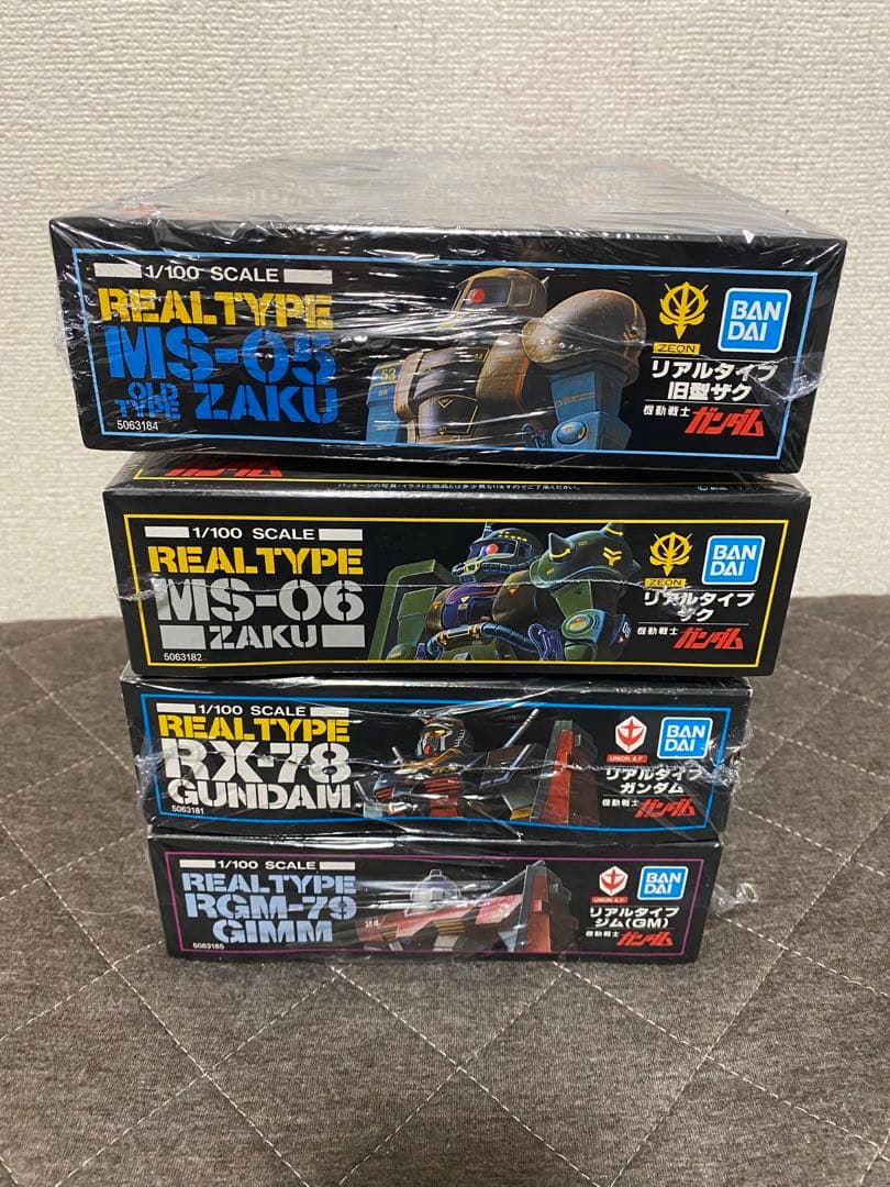 旧キット再販〉 機動戦士ガンダム リアルタイプ1/100 4体セット 模型