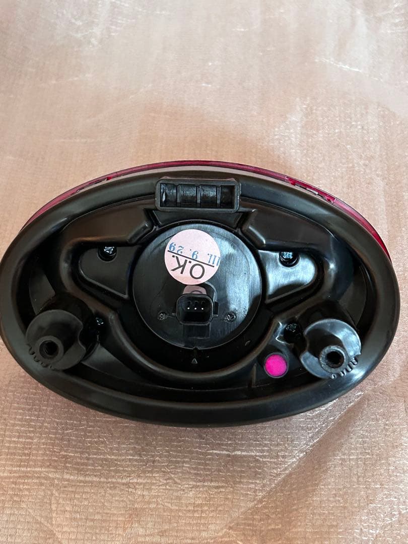 POSHルミナスLEDテールランプユニット（ダークレッド）z900rs/cafe