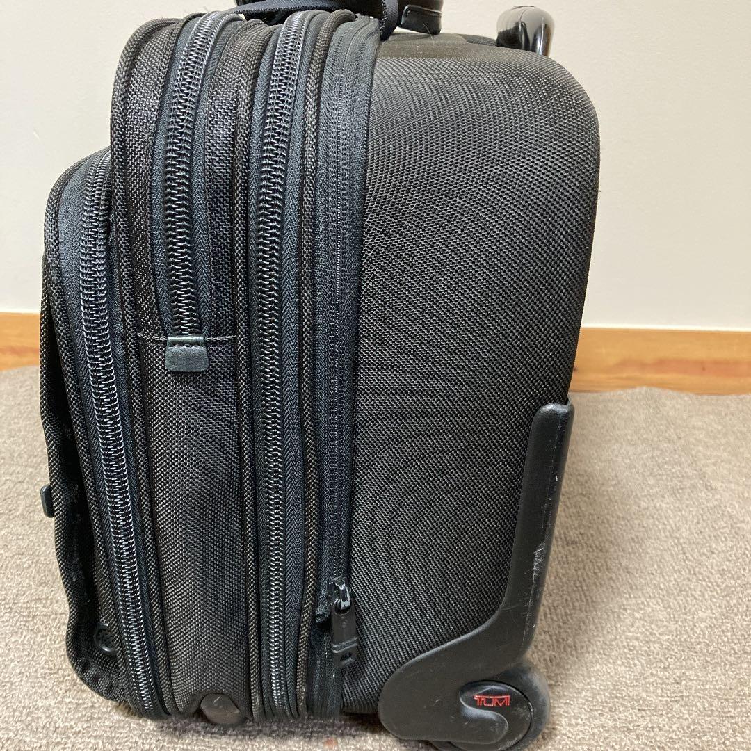 TUMI 26127DH 2輪キャリーバッグ トロリー ショップ