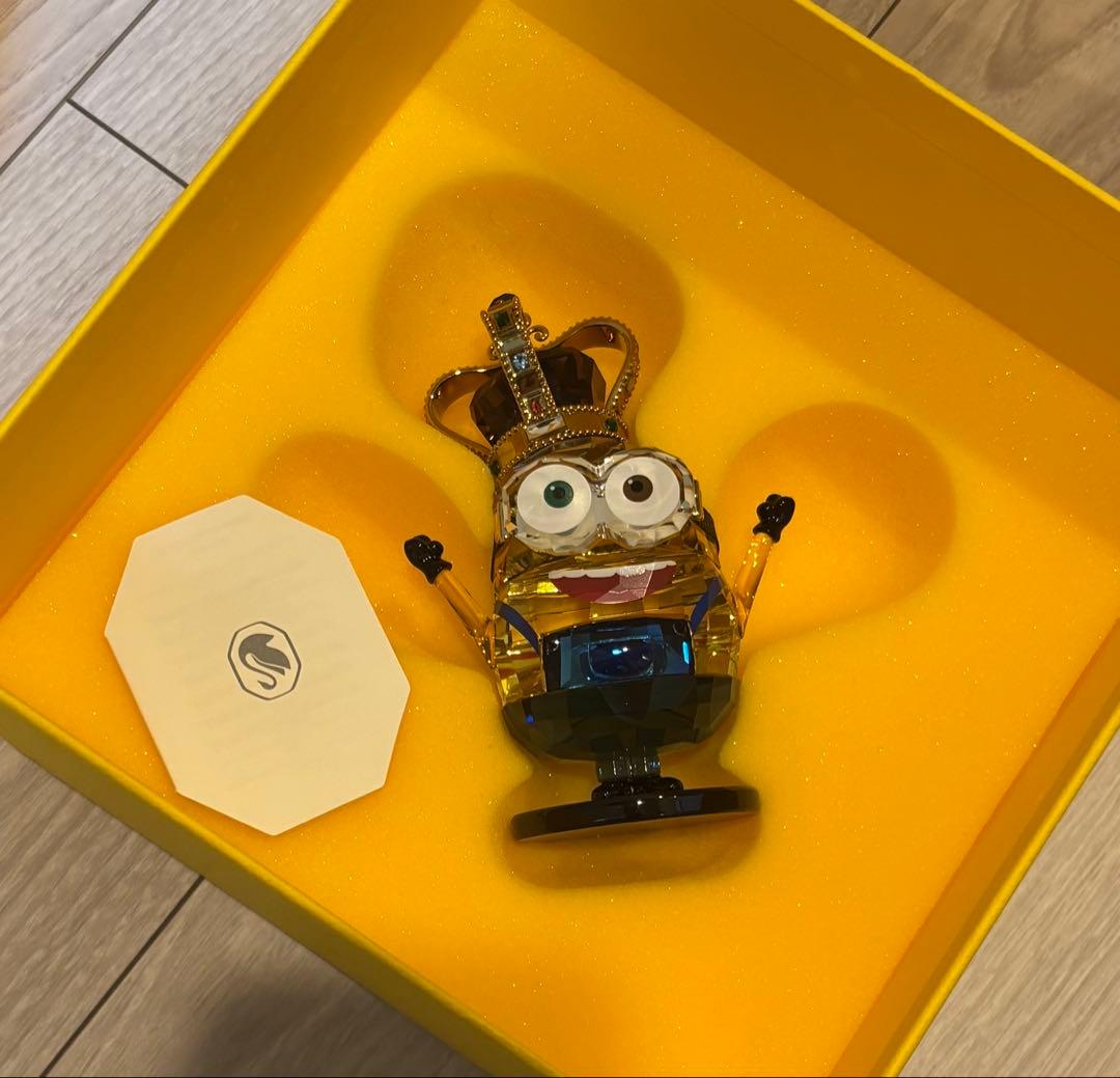 ミニオン スワロフスキー 王冠付きフィギュア