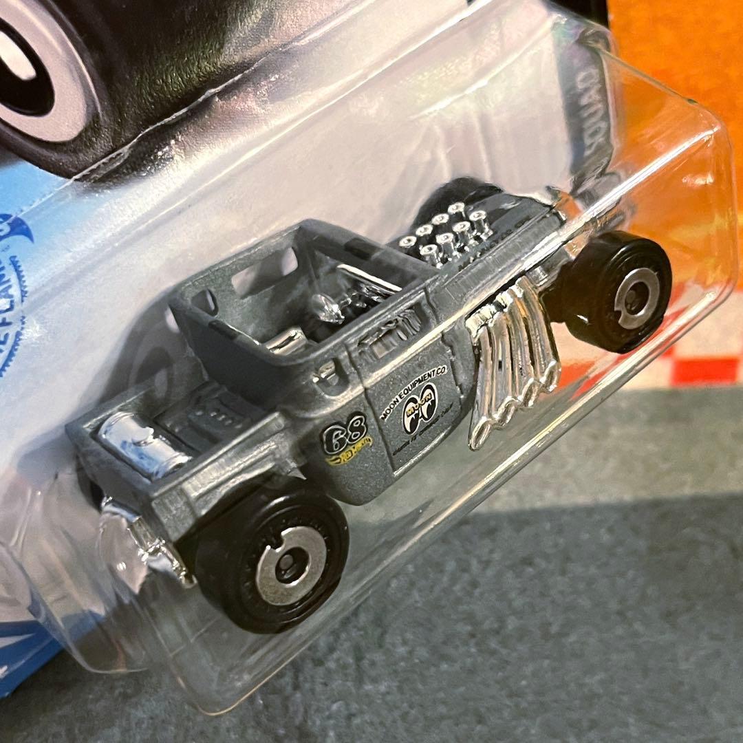ホットウィール ボーンシェイカー ムーンアイズ ラリーウッド - メルカリ
