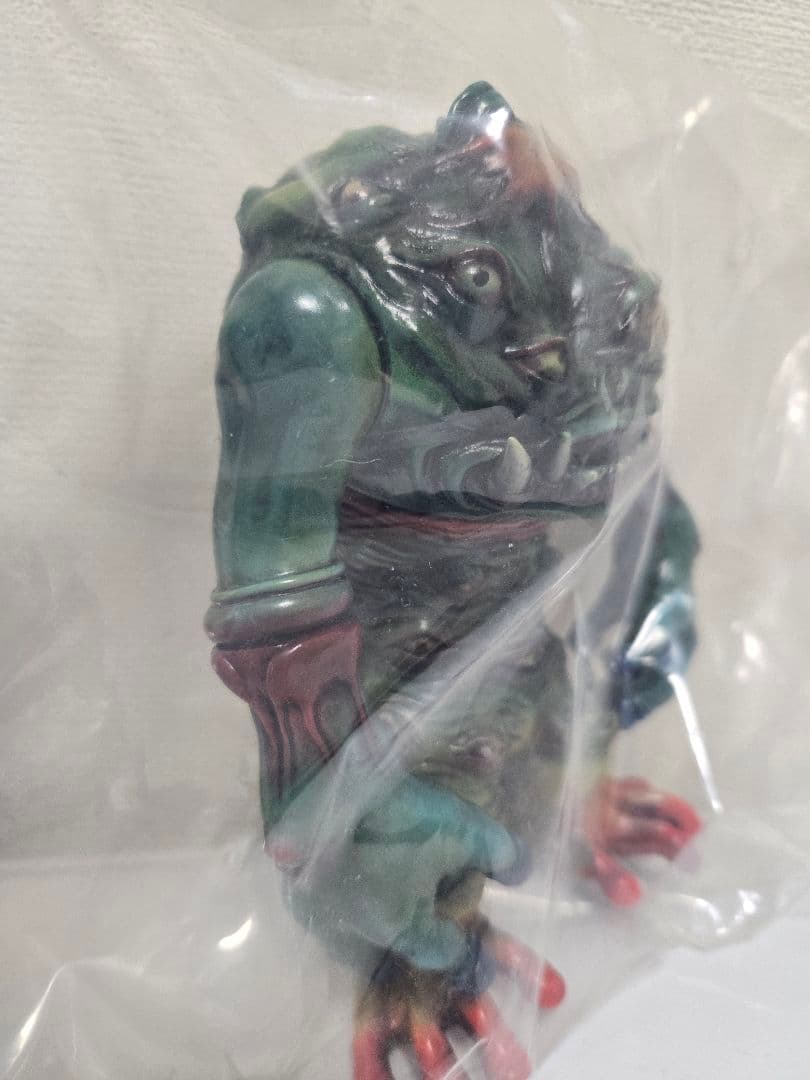 シカルナ工房 宇宙怪獣　メギーラ　レアカラー