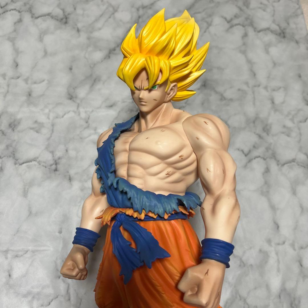 ギガンティックシリーズ ドラゴンボールZ 超サイヤ人孫悟空 ダメージ