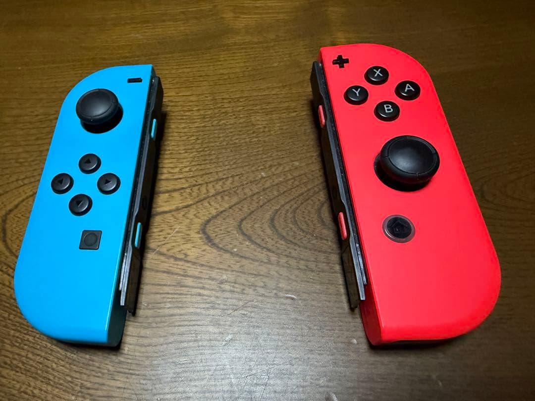 NintendoSwitch 本体 ネオンブルー/ネオンレッド　ジョイコン動作悪