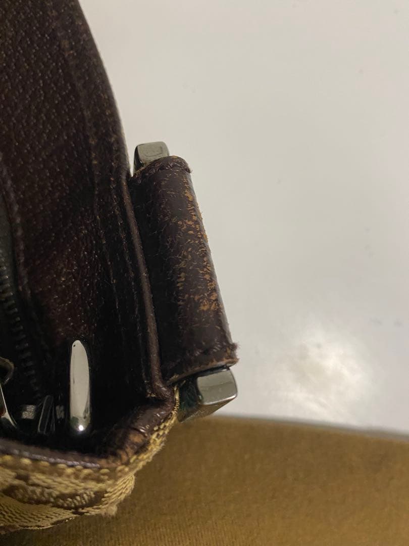 値下げGUCCI GGキャンバス ロゴ　シェリーライン レザー ショルダーバッグ