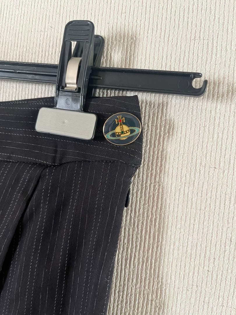 Vivienne Westwood イタリア製　スカート 黒　ストライプ　値下げ