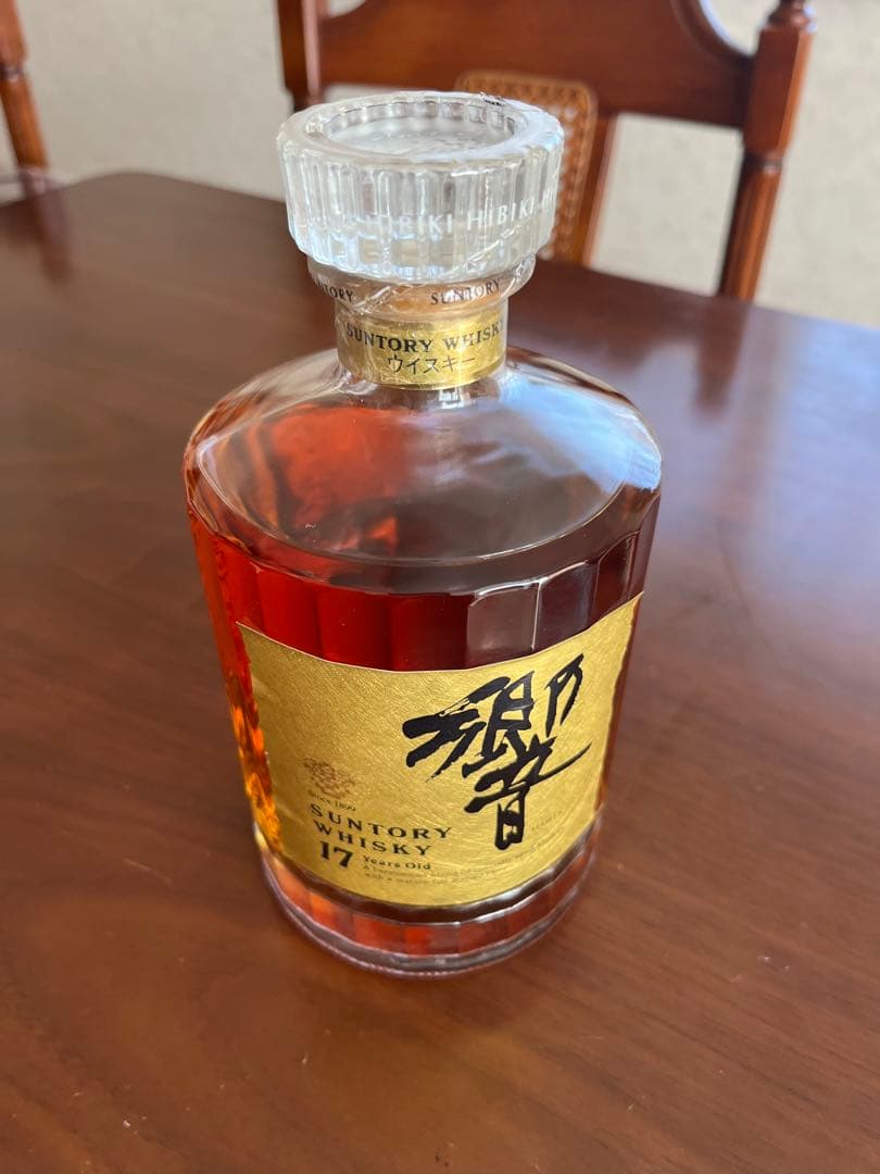 サントリー 響 17年 700ml 43% Amazon.co.jp: サントリーウイスキー 響 17年 43度 700ml : 食品