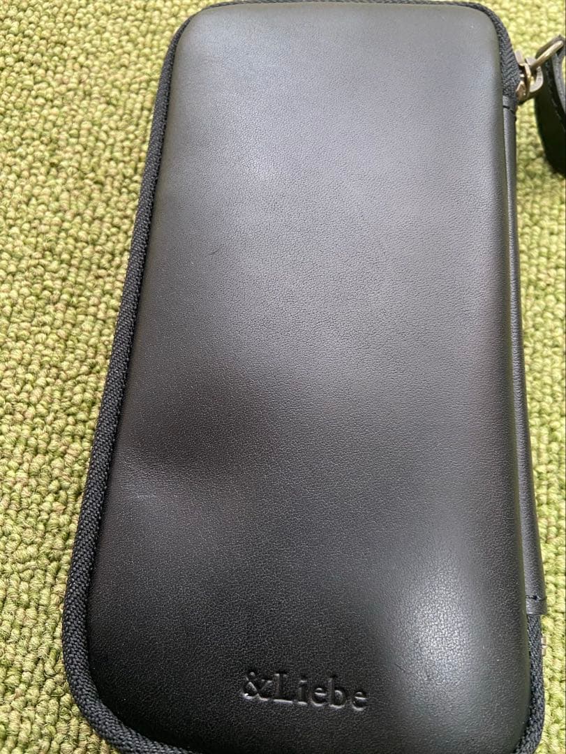 &LIEBE ジップペンケース 栃木レザー スムースブラック