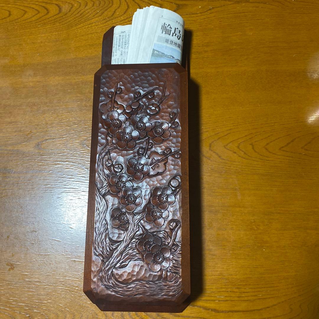 木製彫刻トレイ 花模様