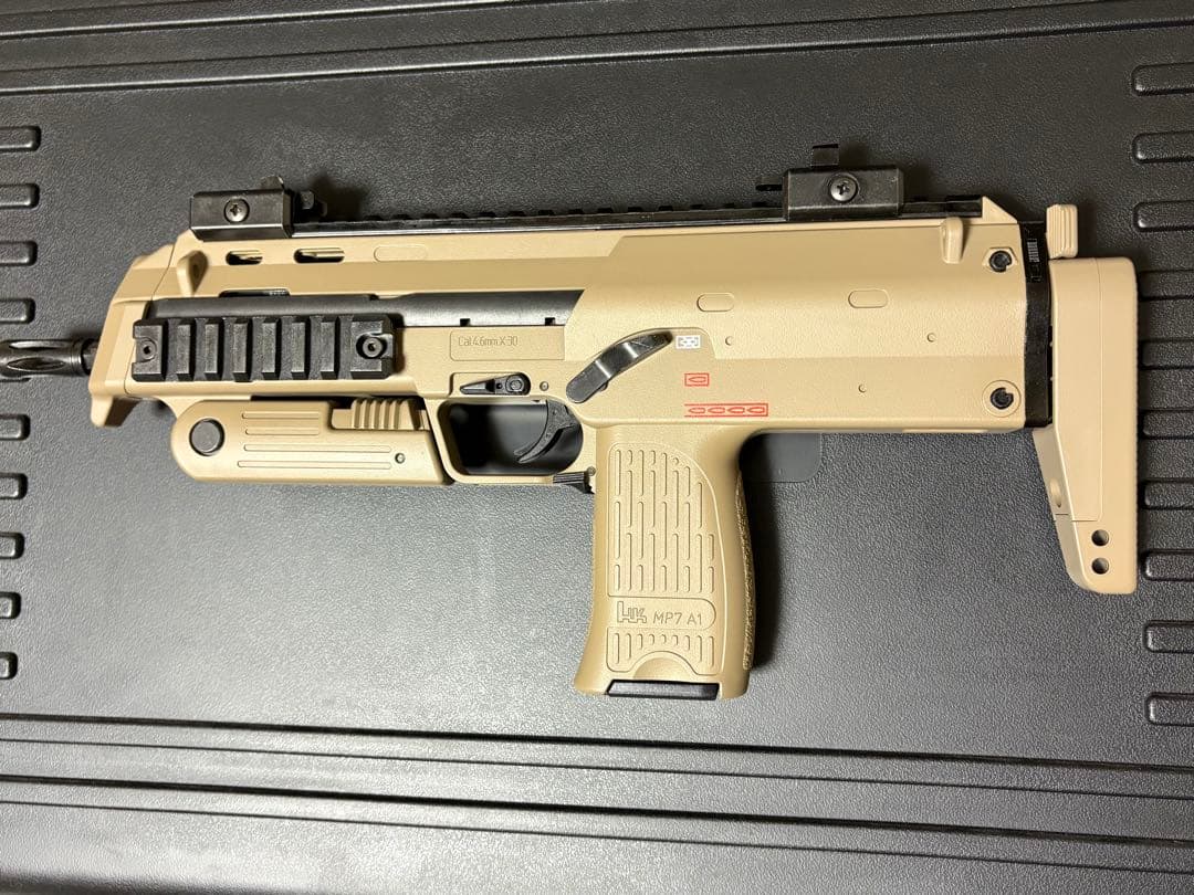 東京マルイ電動ガンMP7A1 TAN
