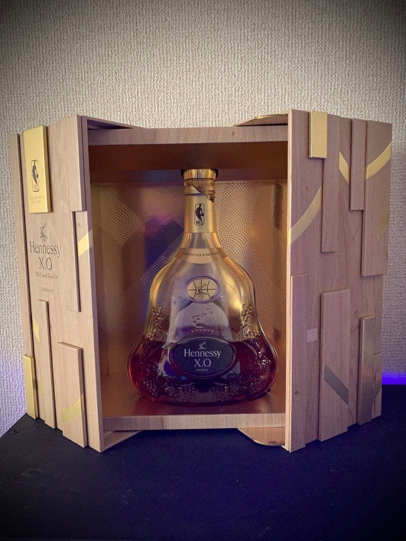 ブランデー Hennessy XO Collector's Edition SGPF623663_1200x1200.jpg?v=