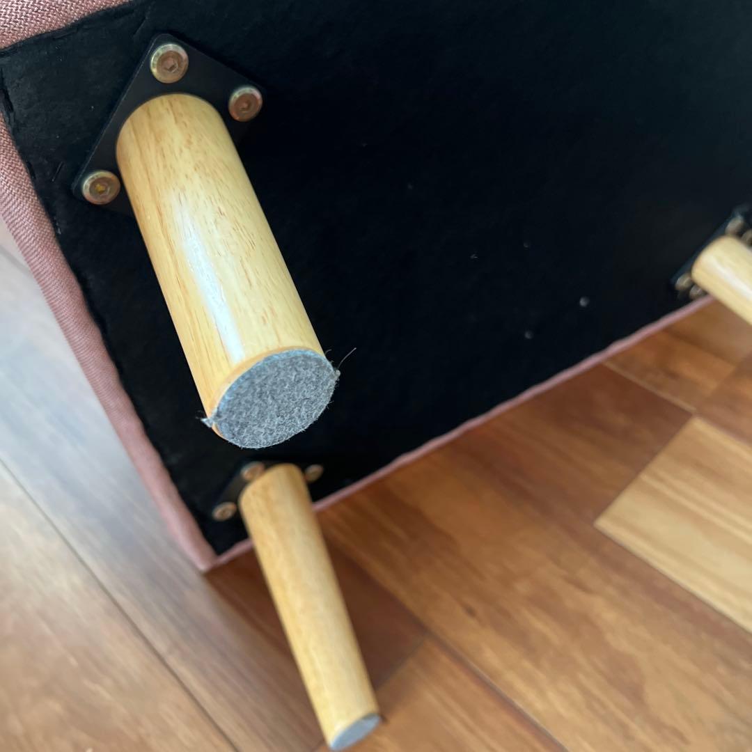 ピンクオットマン