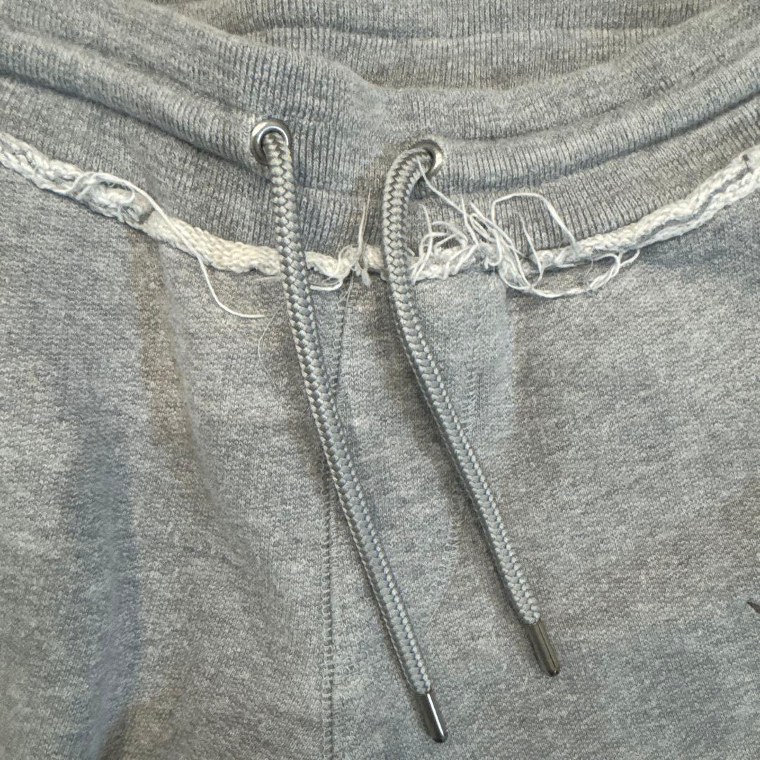 1 piu 1 uguale 3 グレースウェットセットアップ