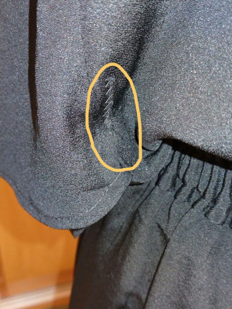 B2061 黒留袖リメイク 袖広がりデザイン フォーマルパーティードレス