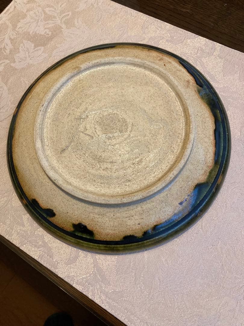 織部焼 作家物大皿26cm 蜂文 掻き銘あり 美濃焼盛皿 - メルカリ