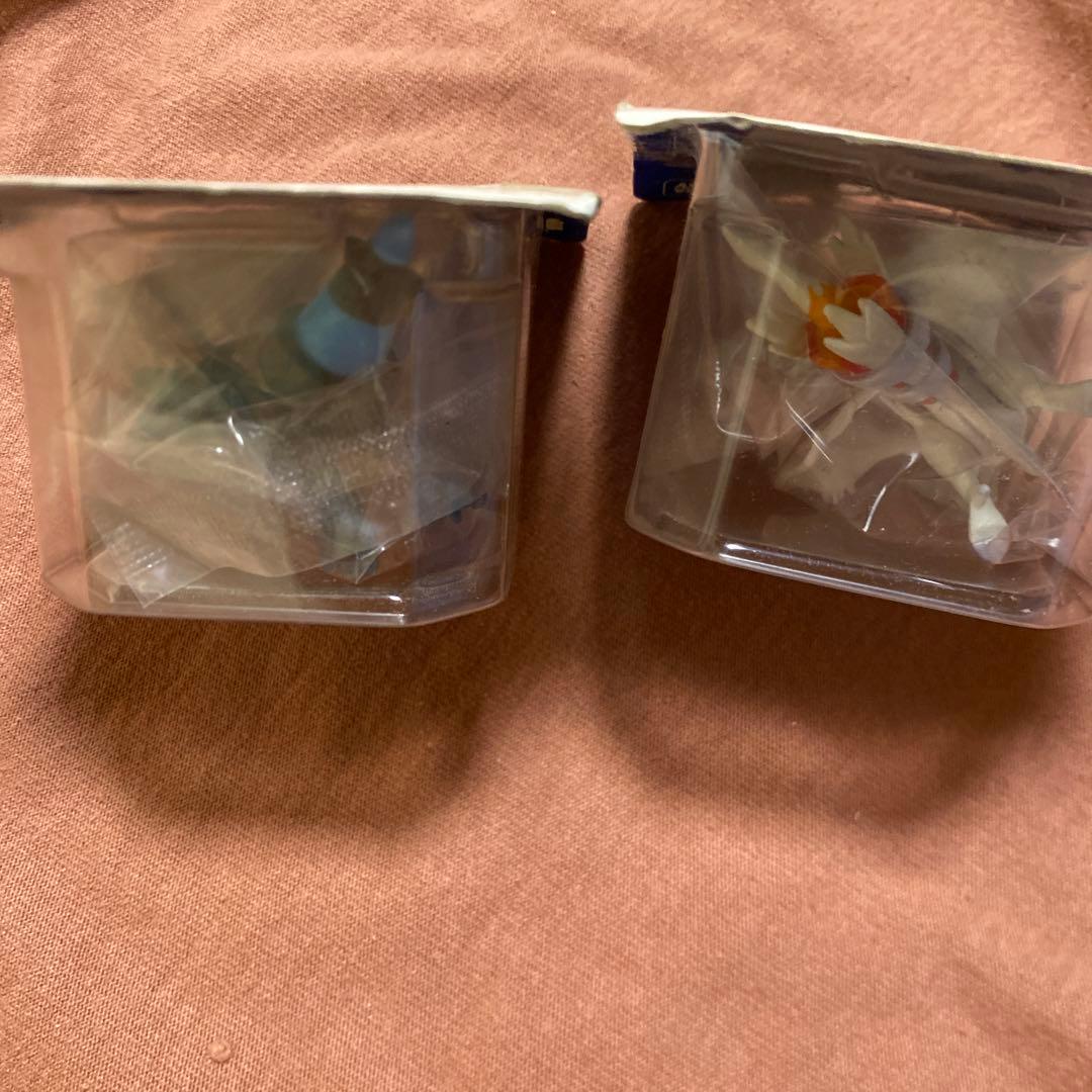 限定モンスターコレクション　ゼクロム　レシラム　オーバードライブ