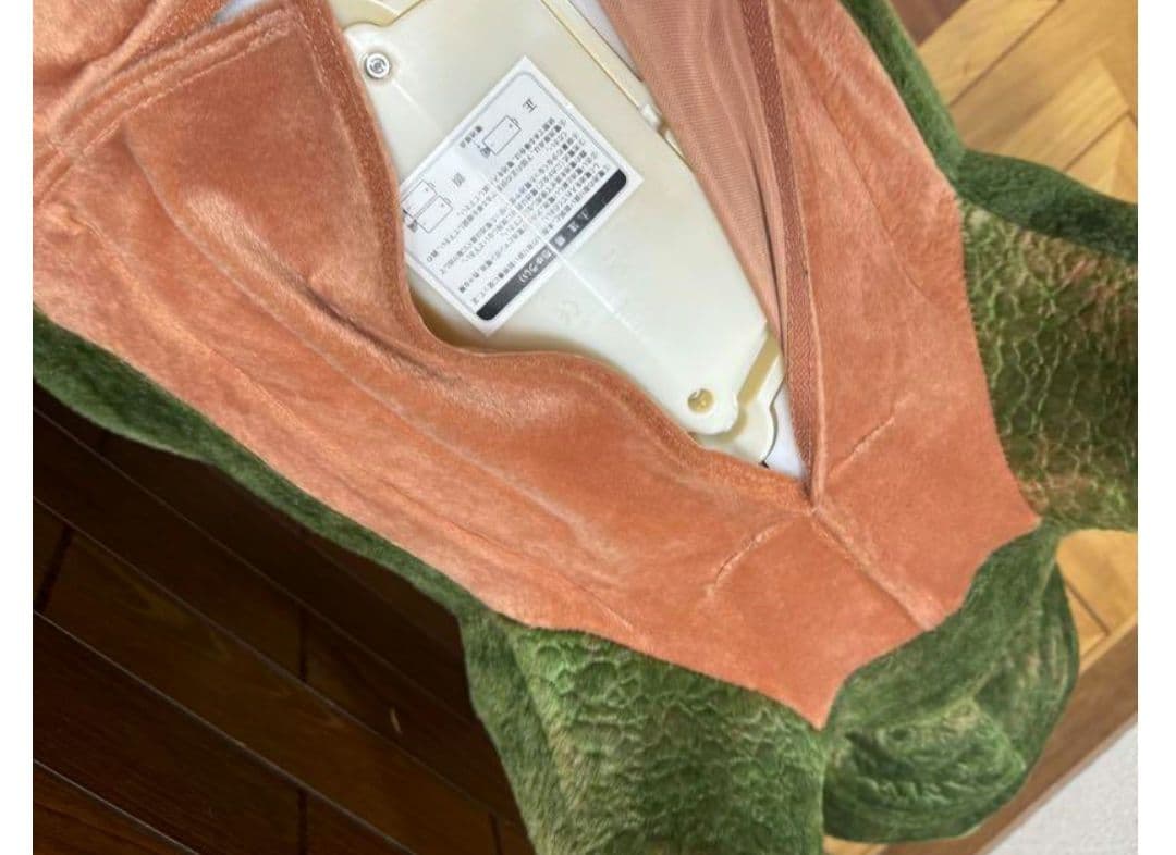 宮城送料無料】子供が乗れる動くトリケラトプス 恐竜玩具 ￥108,000