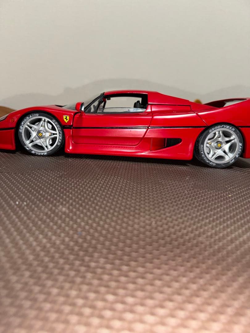 Ferrari F50 1/12 メタルダイキャスト　完成モデル