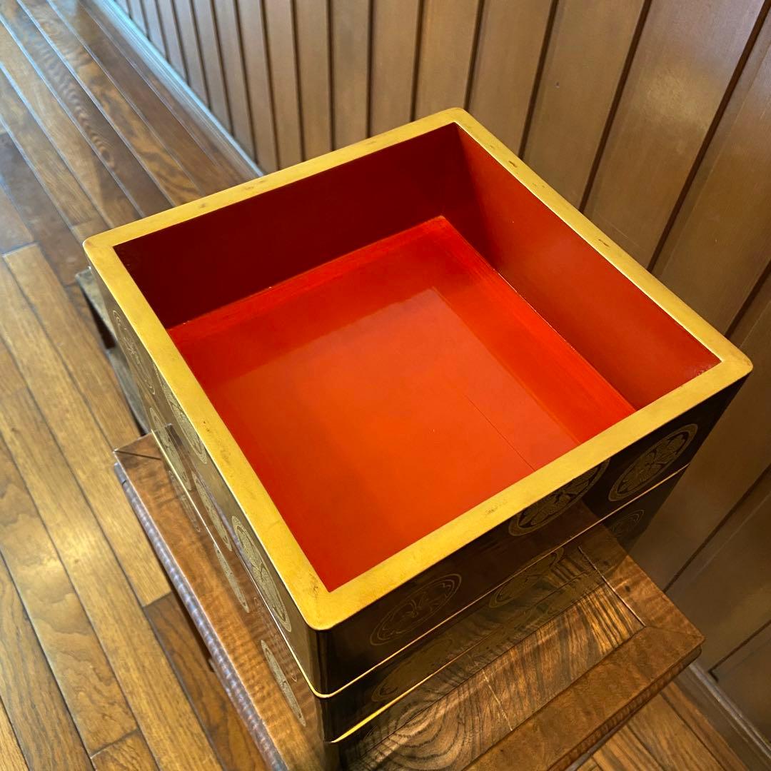 輪島塗　四段重箱　定紋八寸重箱　点彫り沈金　共箱付