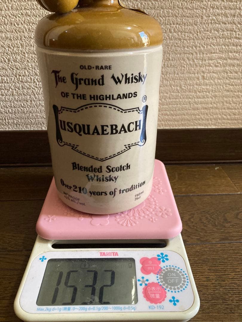 ウシュクベ210 ストーンフラゴン