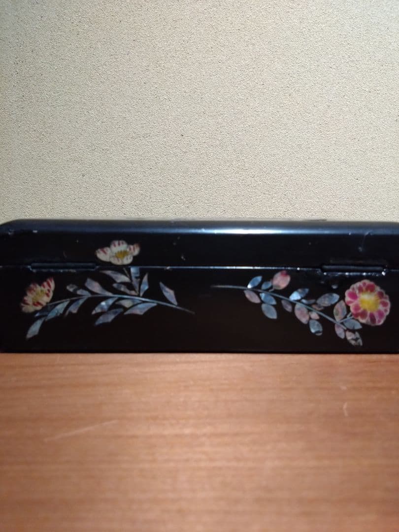 梶井さん専用です。江戸時代 長崎螺鈿 梅と鶯 花紋 小箱