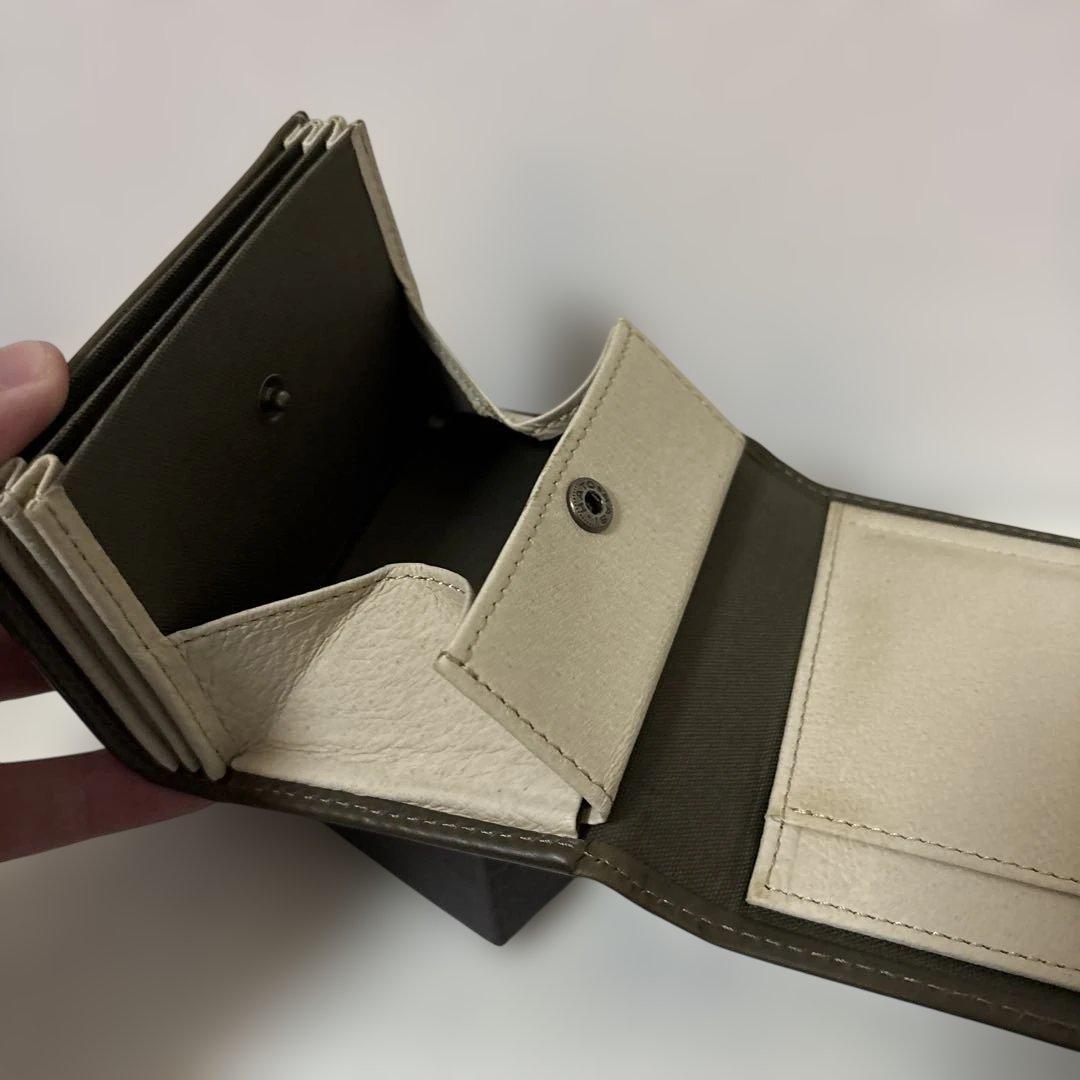 エムピウ　ミッレフォッリエ P25 グリージョ