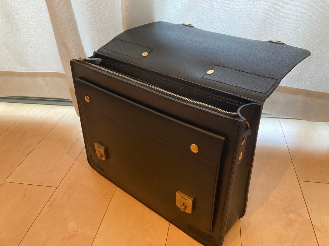 ヘルツ　前後ふた付きポケット・2wayビジネスバッグ(BC-54)