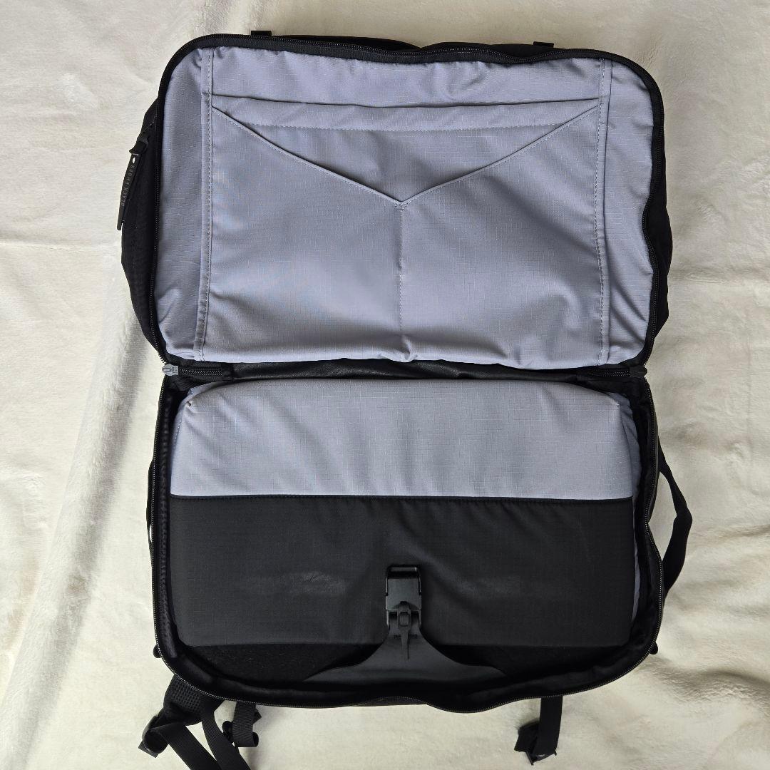 Rexx様リクエスト　ブラックエンバー　フォージ30　　ブラック　別売ベルト無し