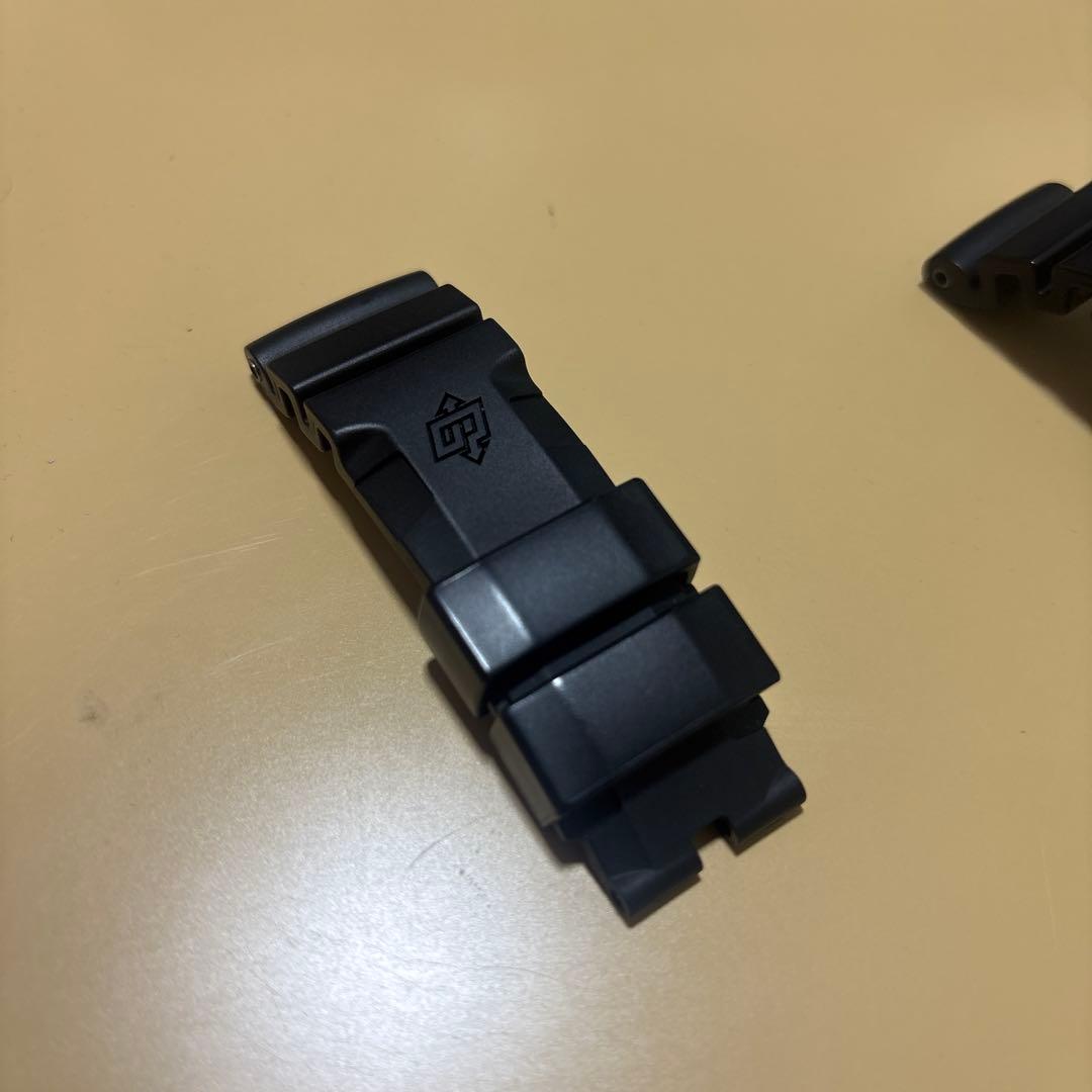 PANERAI ブラック ラバーベルト ボックス付き