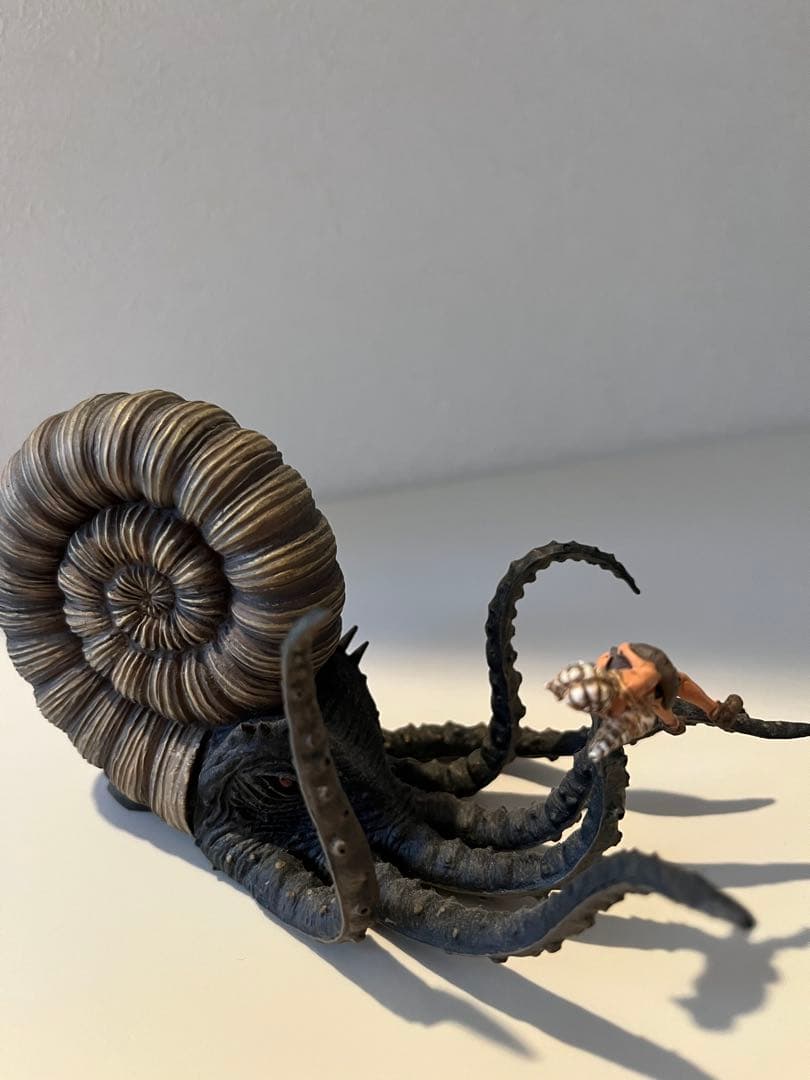 巨大アンモナイトフィギュア　特撮レアもの