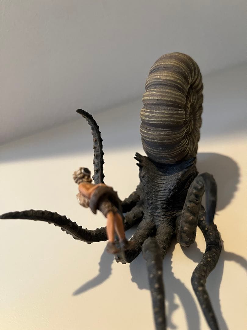 巨大アンモナイトフィギュア　特撮レアもの