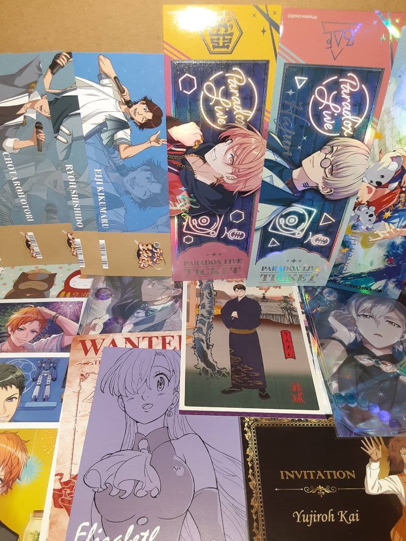 アニメグッズ 紙類・薄物 大量 まとめ売り 1000点 - メルカリ