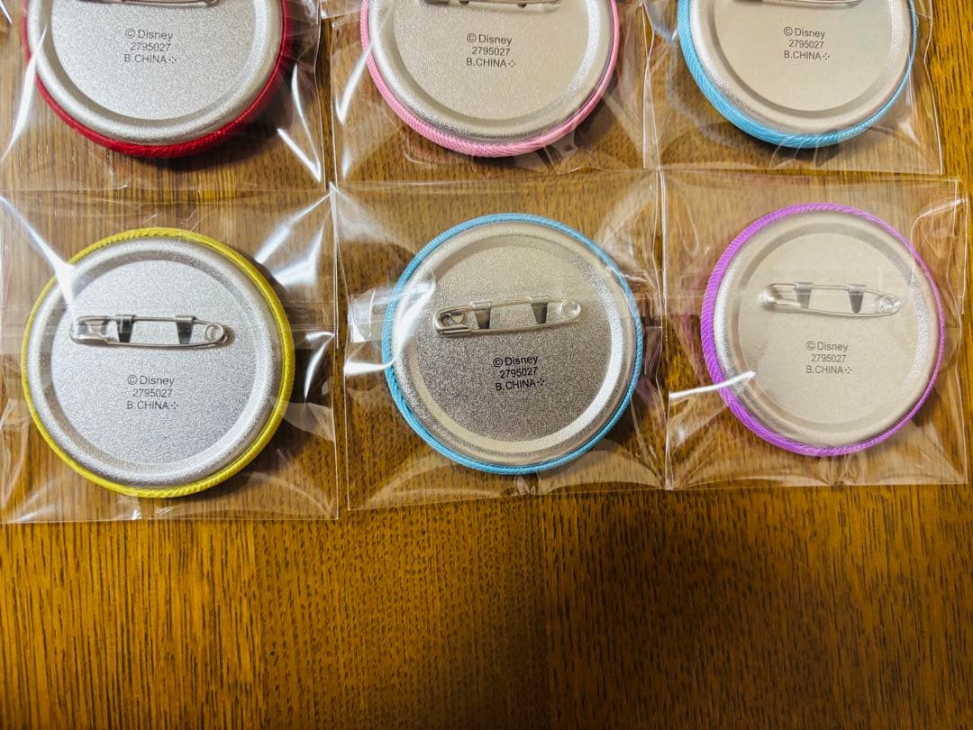 【全15種】ディズニー刺繍缶バッジ２　コンプリートセット