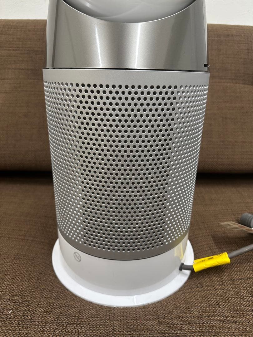 ② Dyson ダイソン Hot＋Cool HP04 空気清浄機　　2020年