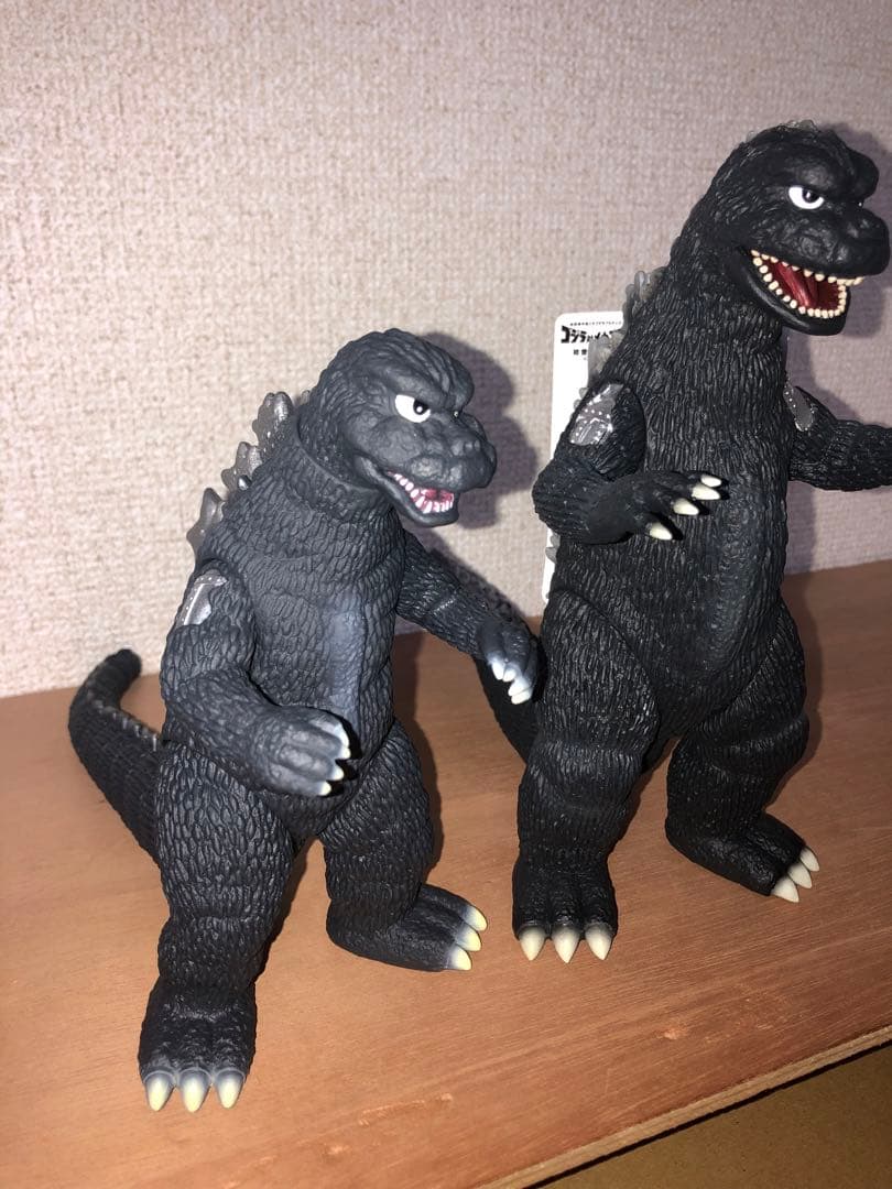 にせゴジラ2体セット 1体タグ付き☆ バンダイ製 怪獣番外地