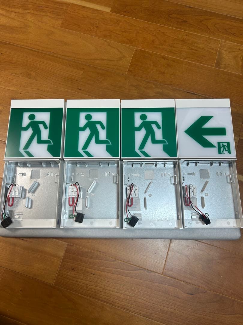 TOSHIBA 非常口、避難口誘導灯 C級片面FBK-10701-LS17 防災