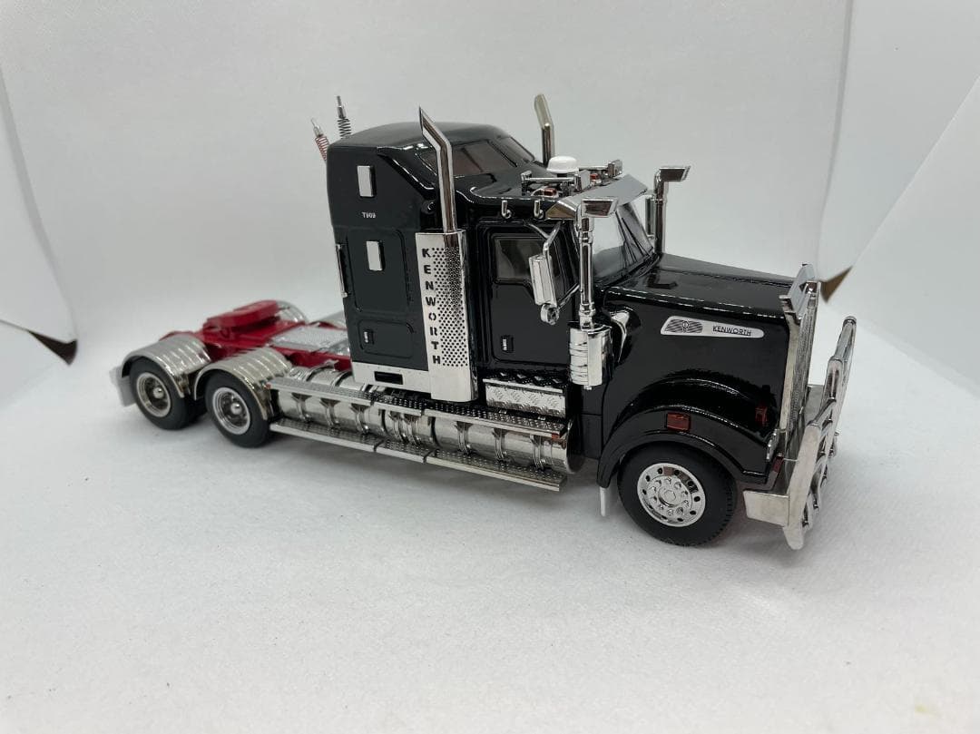 504-023 1/32 ケンワース T909 PRIME MOVER ブラック