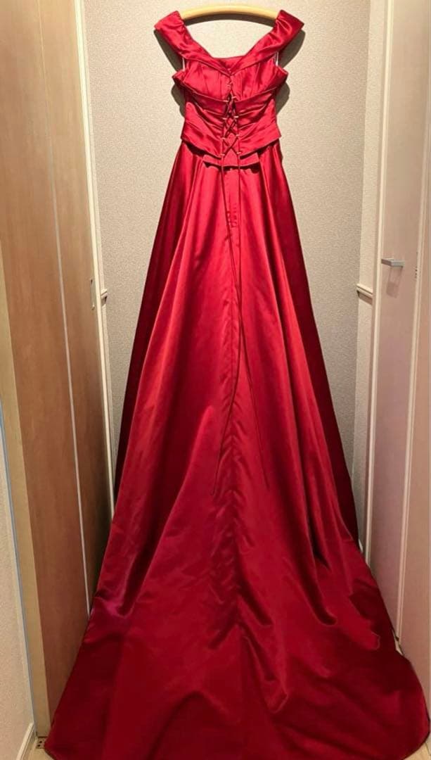 ウェディング　カラードレス　レッド　赤