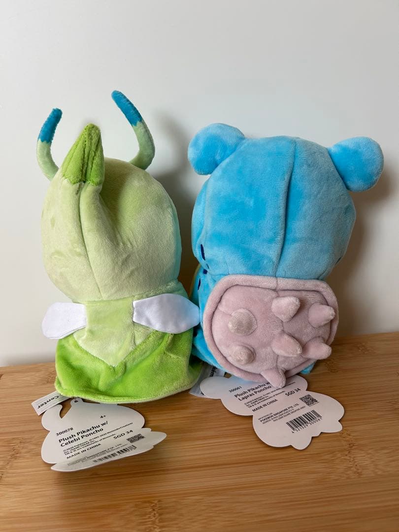 ポケモン　シンガポール限定　セレビィポンチョ　ラプラスポンチョ　ぬいぐるみ