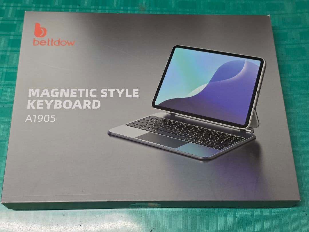 美品・箱付き】Bettdow iPad用キーボード BettdowのiPad用キーボード